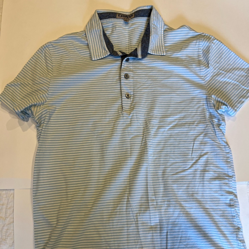 Fitted Men’s Polo Express size Large